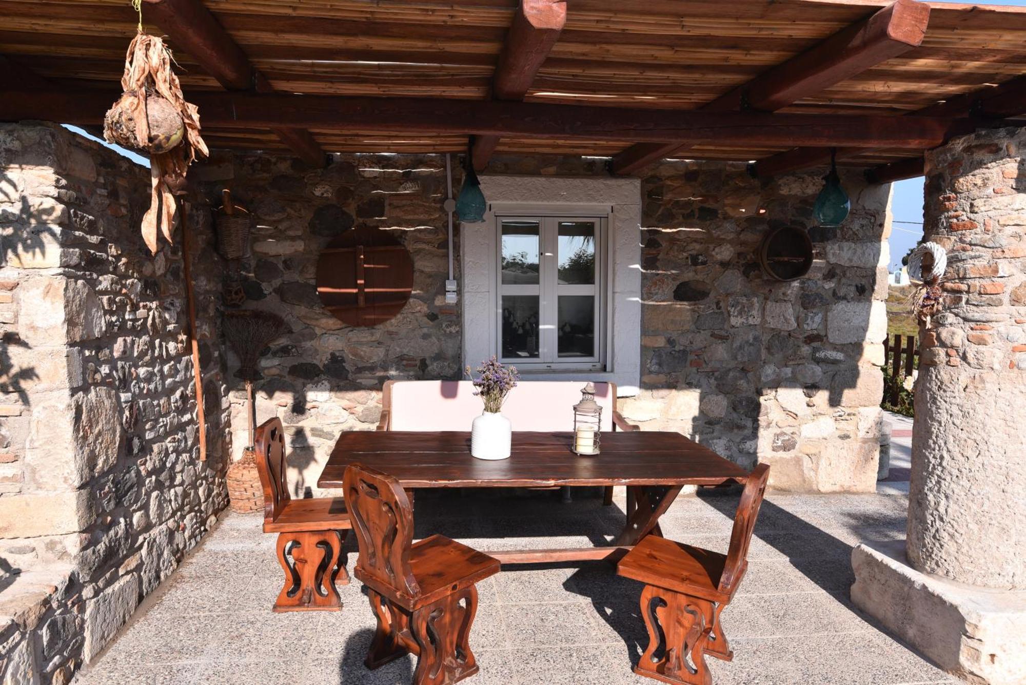 Traditional Kos Villa With Swimming Pool, Lawn Yard And Bbq Exterior photo